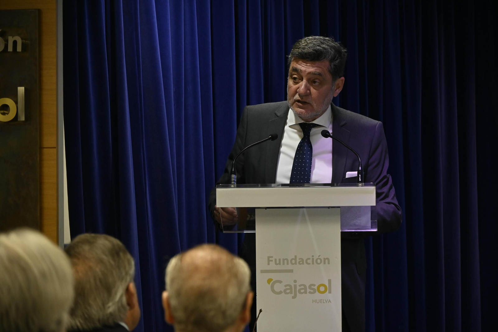 Entrega del Premio Gota a Gota a las Hermanas de la Cruz, en imágenes