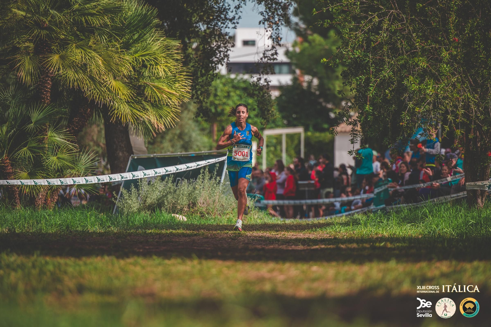 Búscate en las fotos del Cross de Itálica 2025 | 11