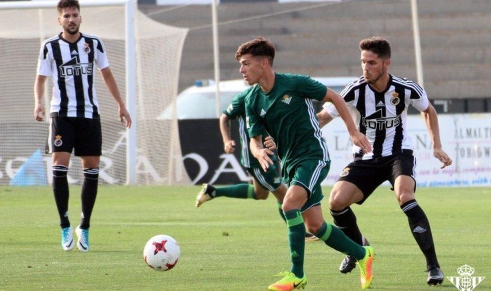 Un momento del encuentro de esta tarde en La Línea