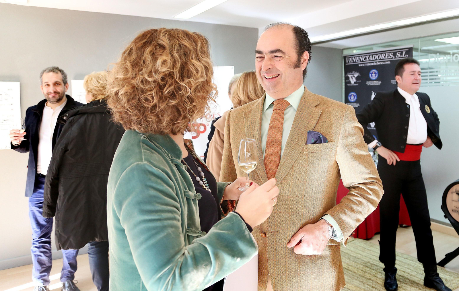 Isamay Benavente junto a José Duarte de Movijerez.