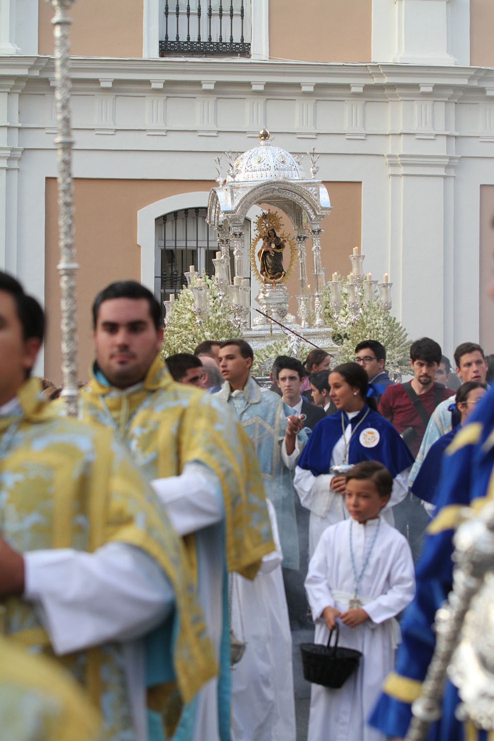 Procesión solemne de la Virgen de la Cinta.