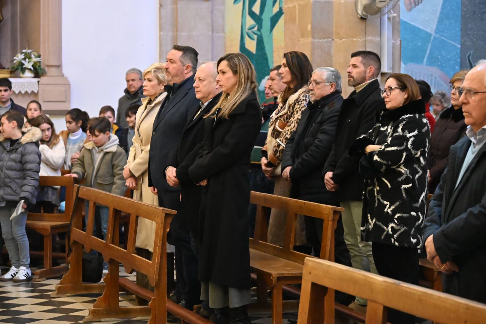 Las imágenes del homenaje de Villa del Río a su párroco emérito, Manuel Tirado Fernández