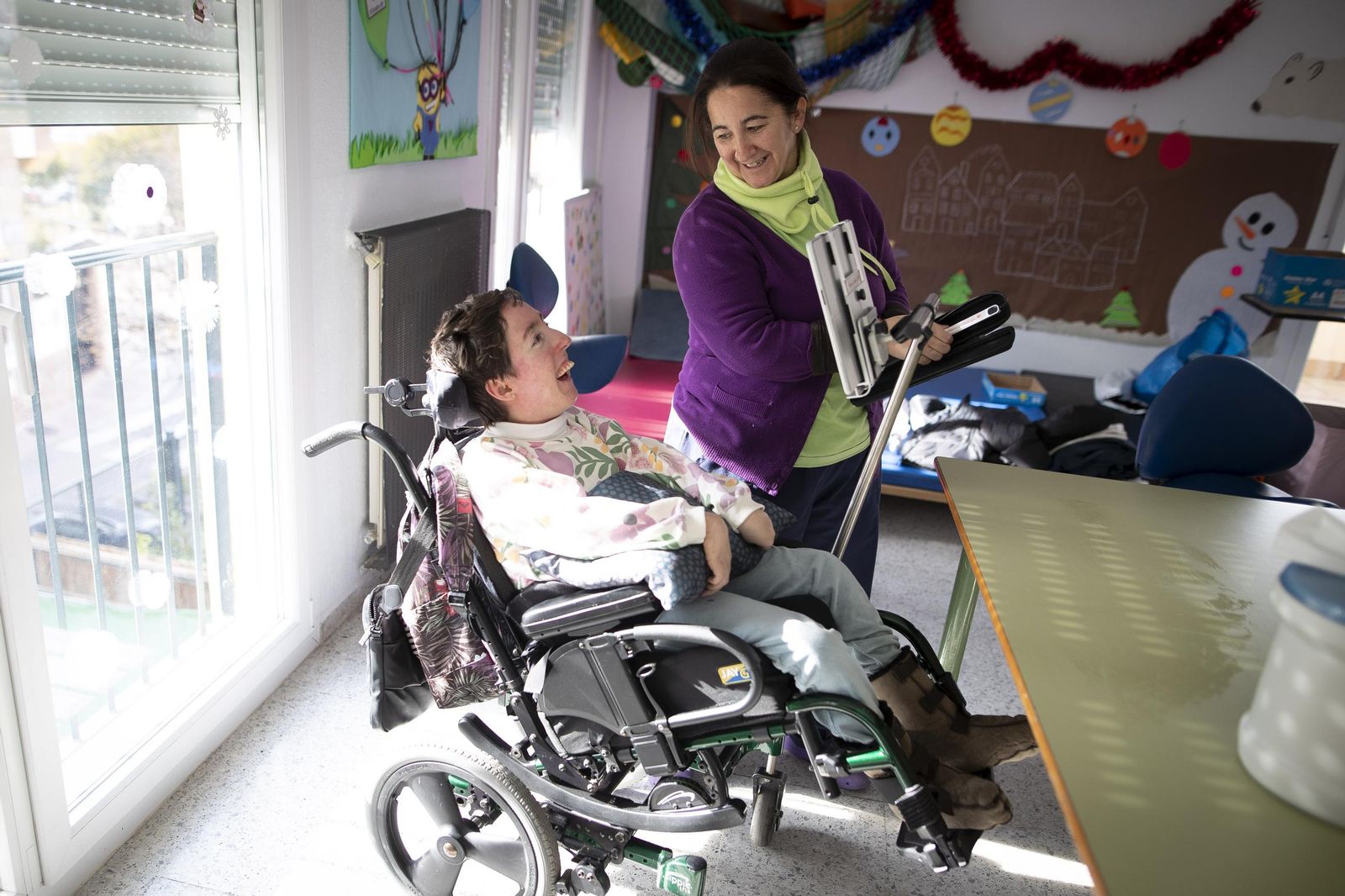 Grupo Joly y Fundación Bancaria Unicaja entregan el II Premio Imprescindibles a Aspace Granada por su labor de atención a las personas con parálisis cerebral