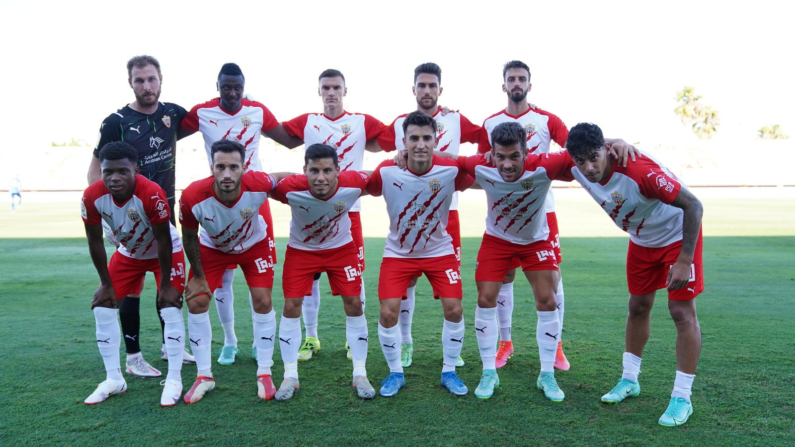 Once inicial rojiblanco.