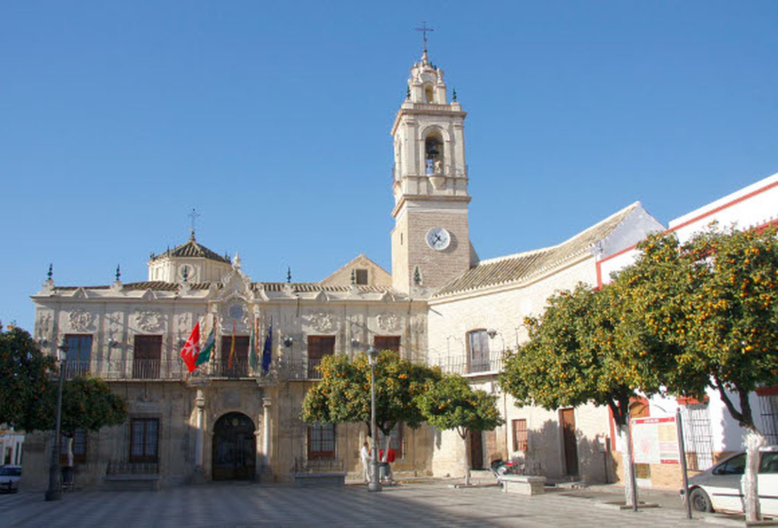 Imputados dos funcionarios de Lora del Río por apropiación indebida