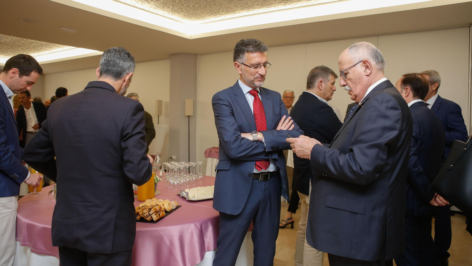 Fotos del Desayuno Coloquio de Europa Sur y el Propeller Club de Algeciras con Benito Núñez Quintanilla