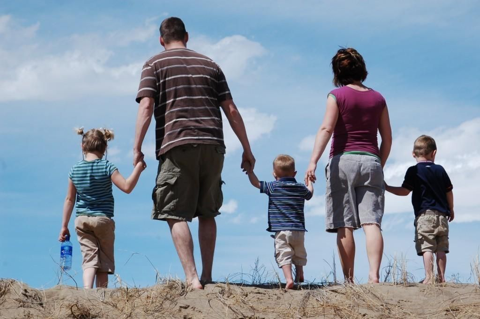 Típica familia tradicional, la que ha dado pie a la sociedad almeriense hasta hace pocas décadas. Típica familia tradicional, la que ha dado pie a la sociedad almeriense hasta hace pocas décadas.