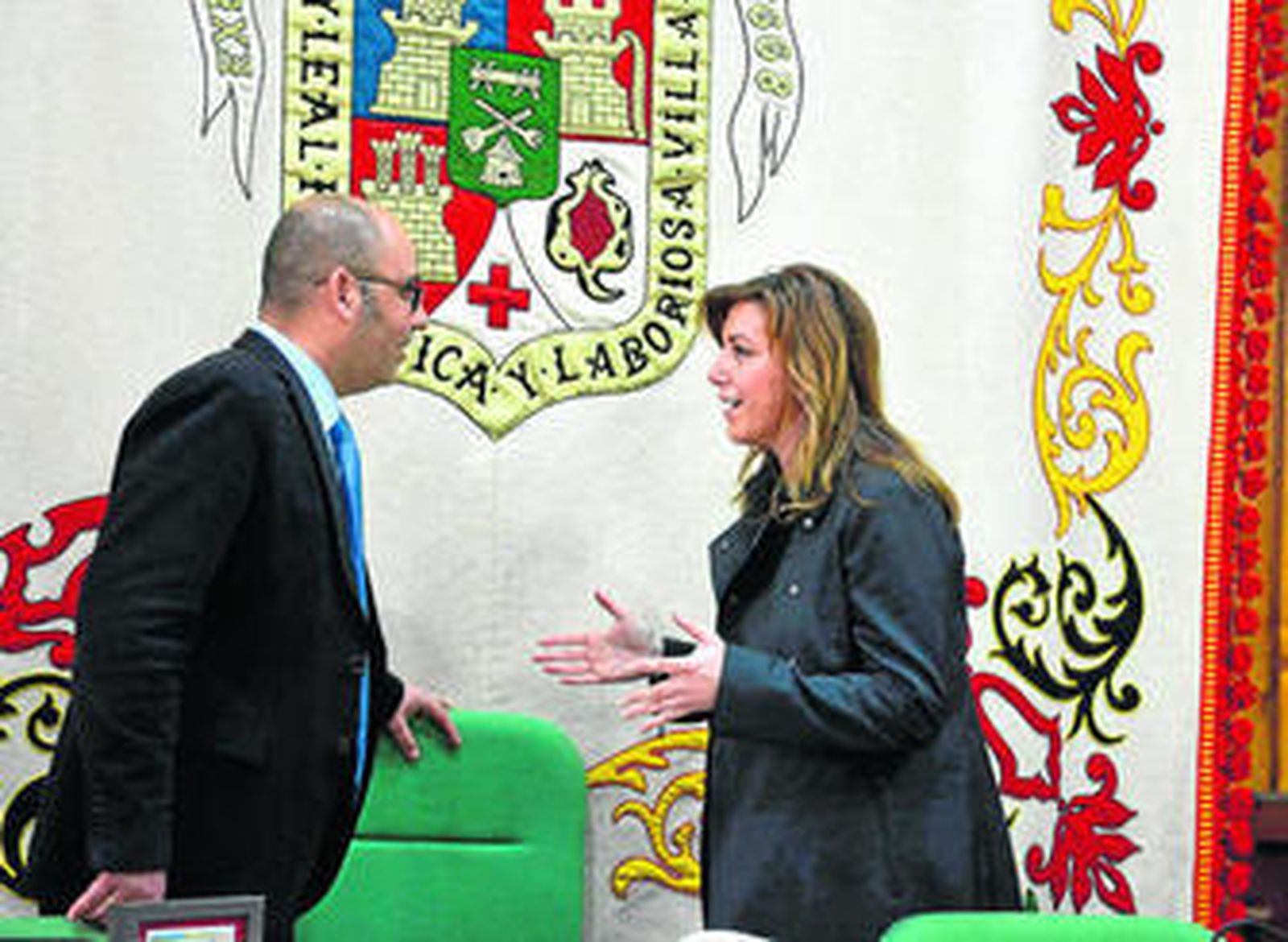 El alcalde de Huércal-Overa, Domingo Fernández, y la presidenta de la Junta, Susana Díaz.