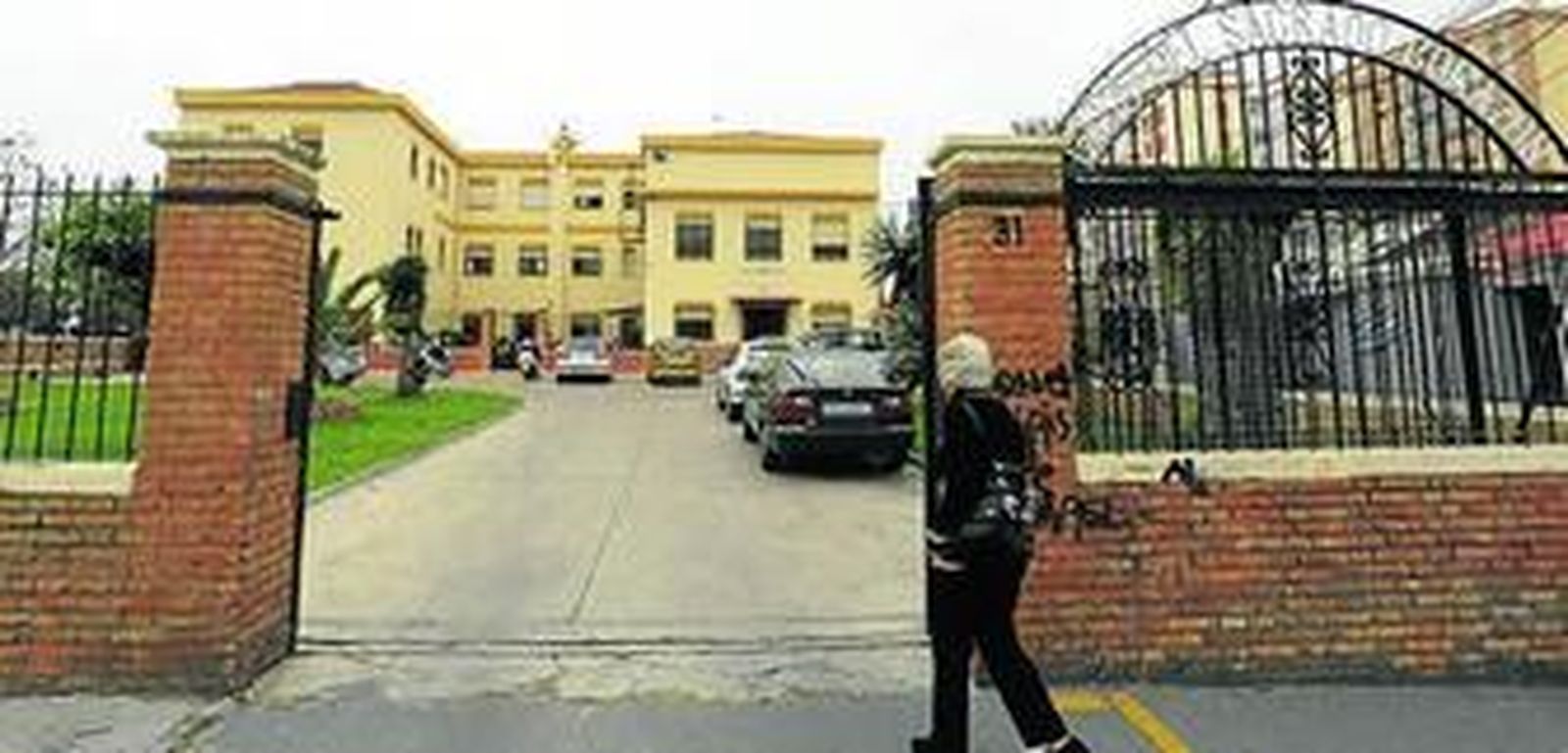 Entrada al hogar del Cottolengo, en El Bulto.