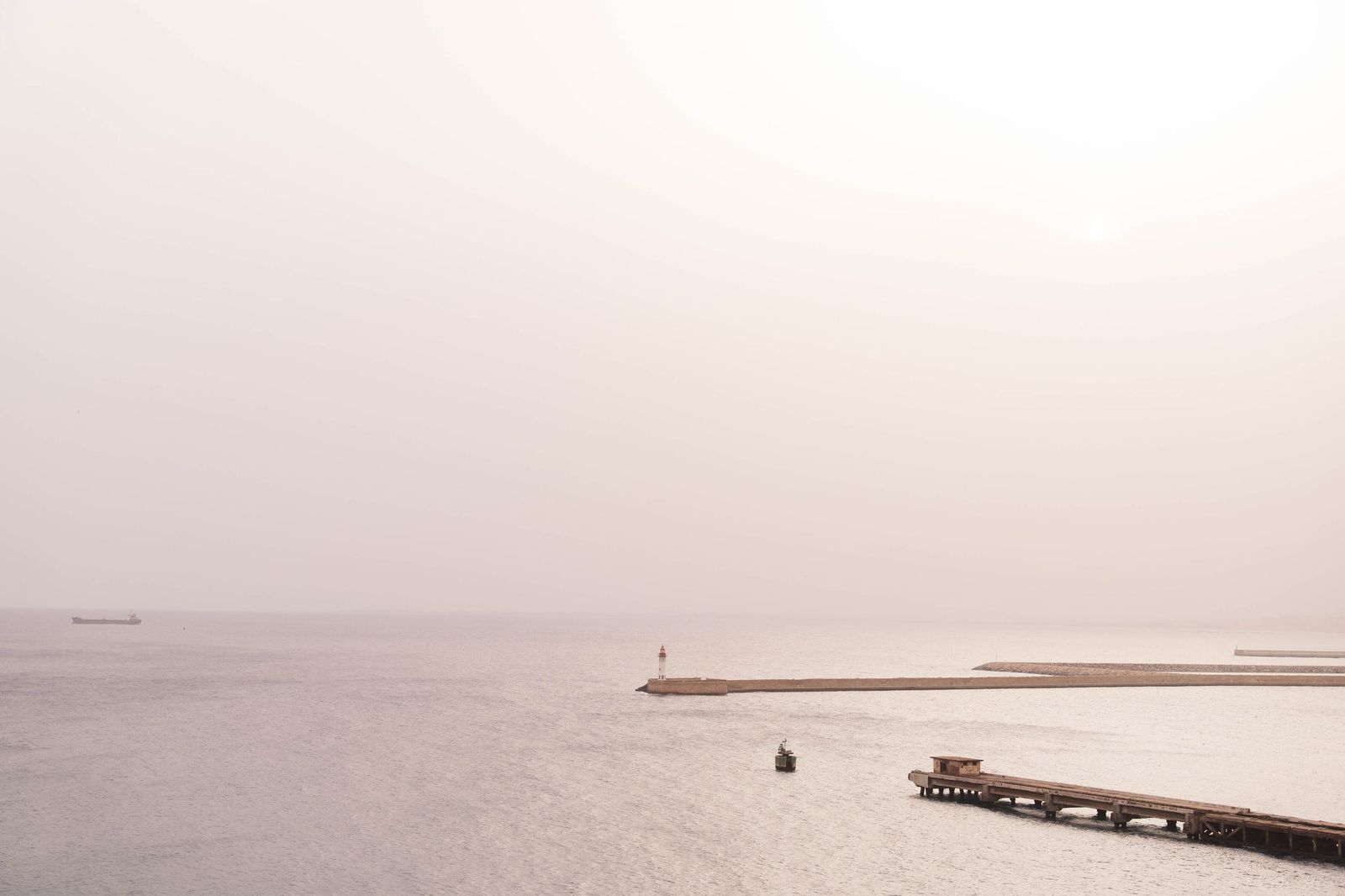 Imágenes que impresionan | Almería envuelta en calima
