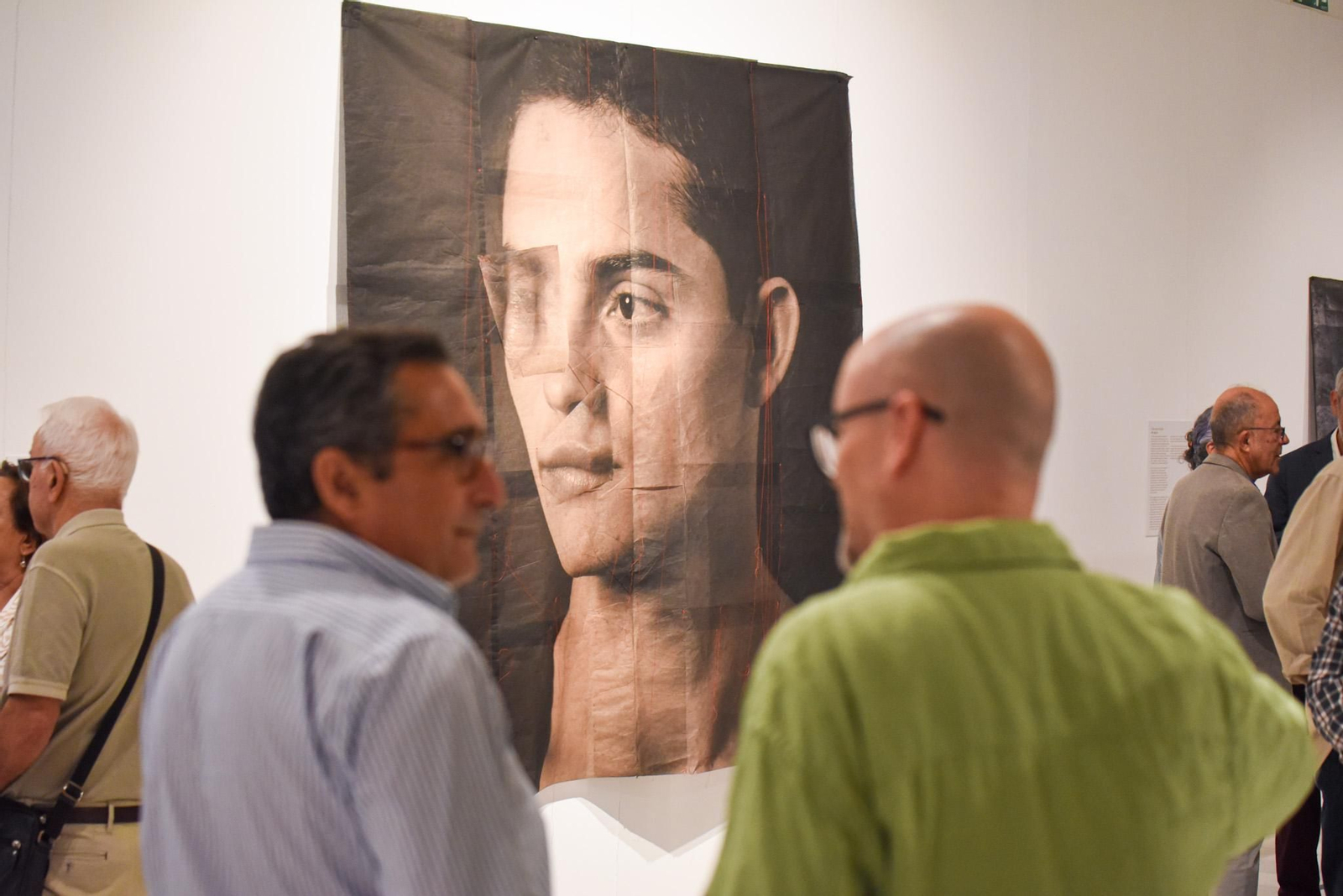 Luis González Palma inaugura en Córdoba una exposición sobre su trayectoria en la última década