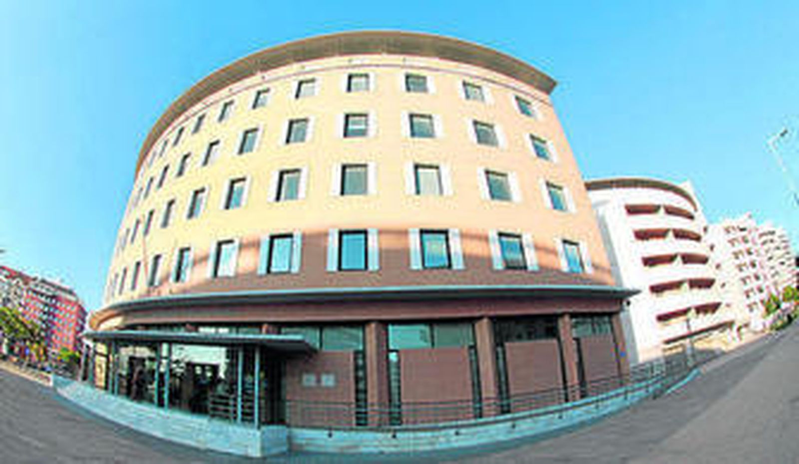 Edificio de Cooperación Empresarial Andalucía-Algarve.