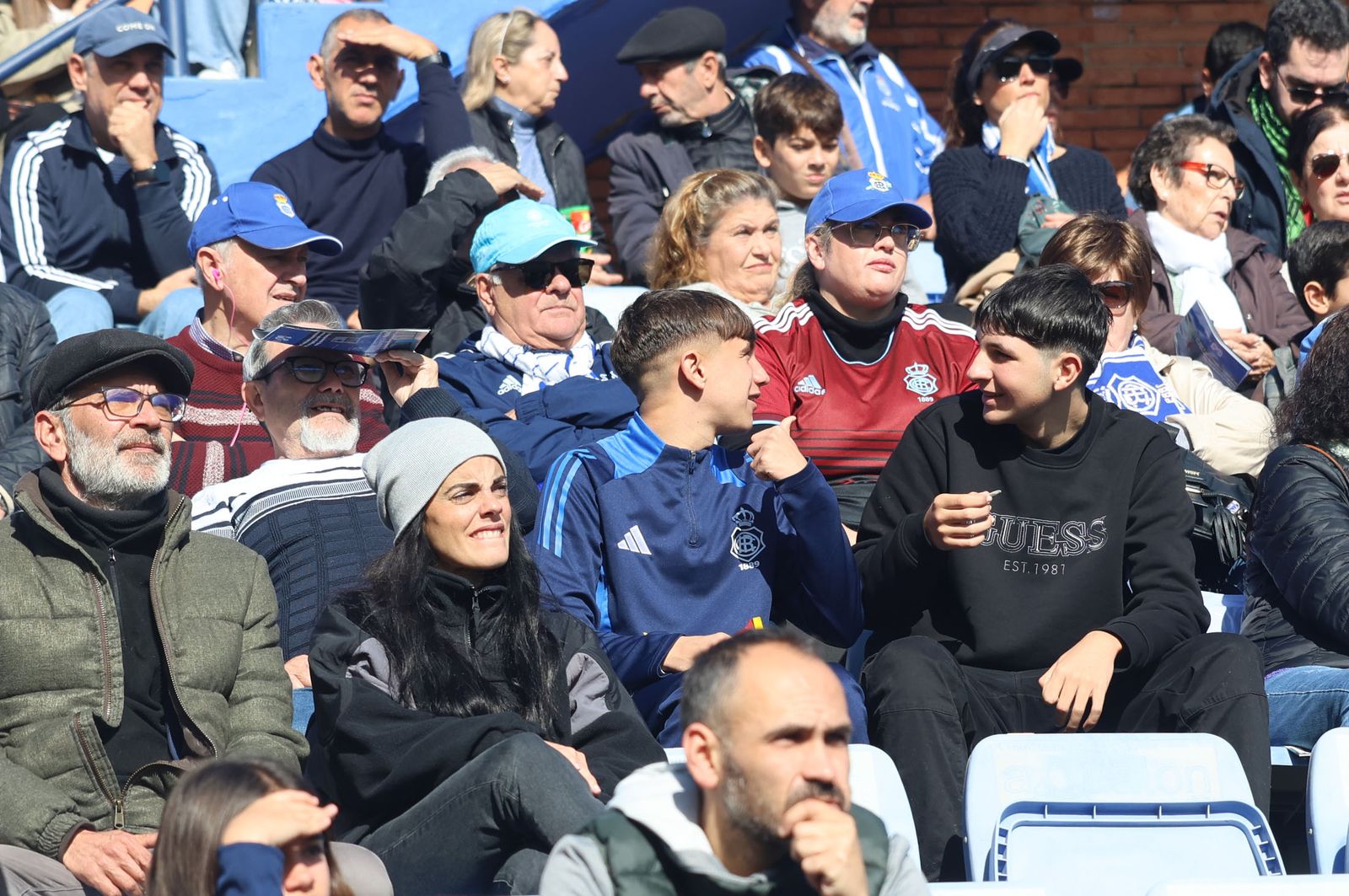 Búscate en las gradas del Nuevo Colombino durante el Recre-Estepona