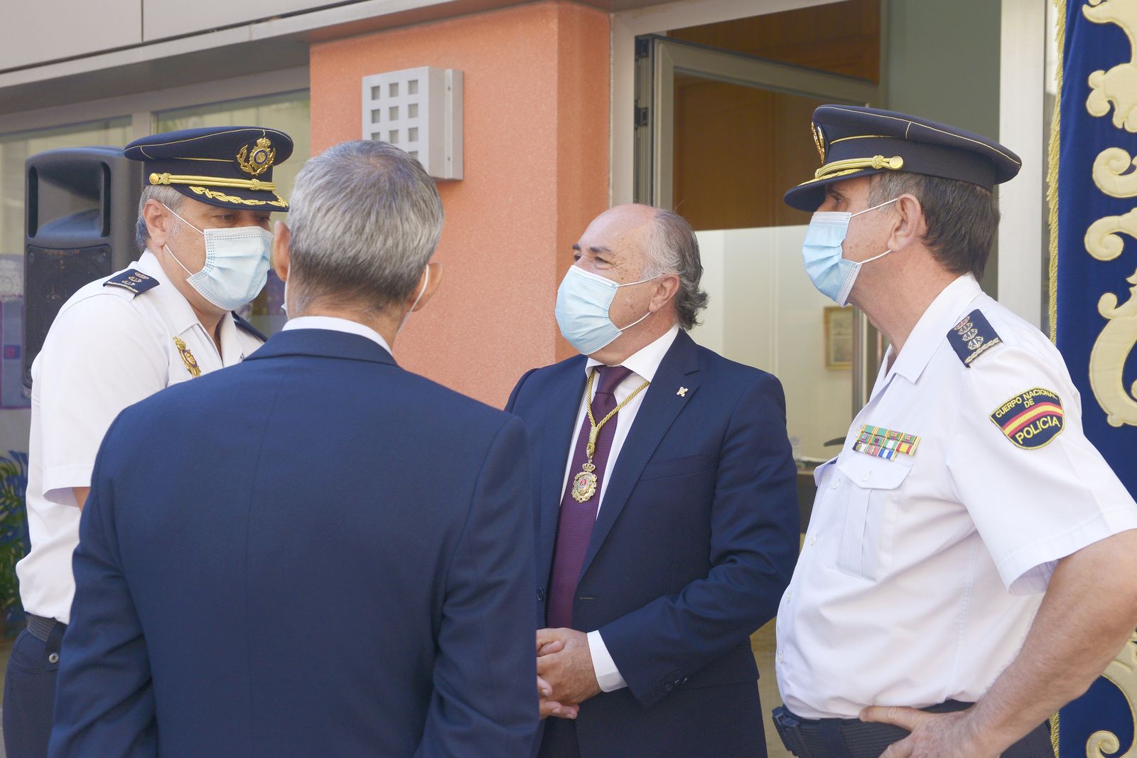 Fotos de la toma de posesion del cargo del nuevo comisario de la Policía Nacional