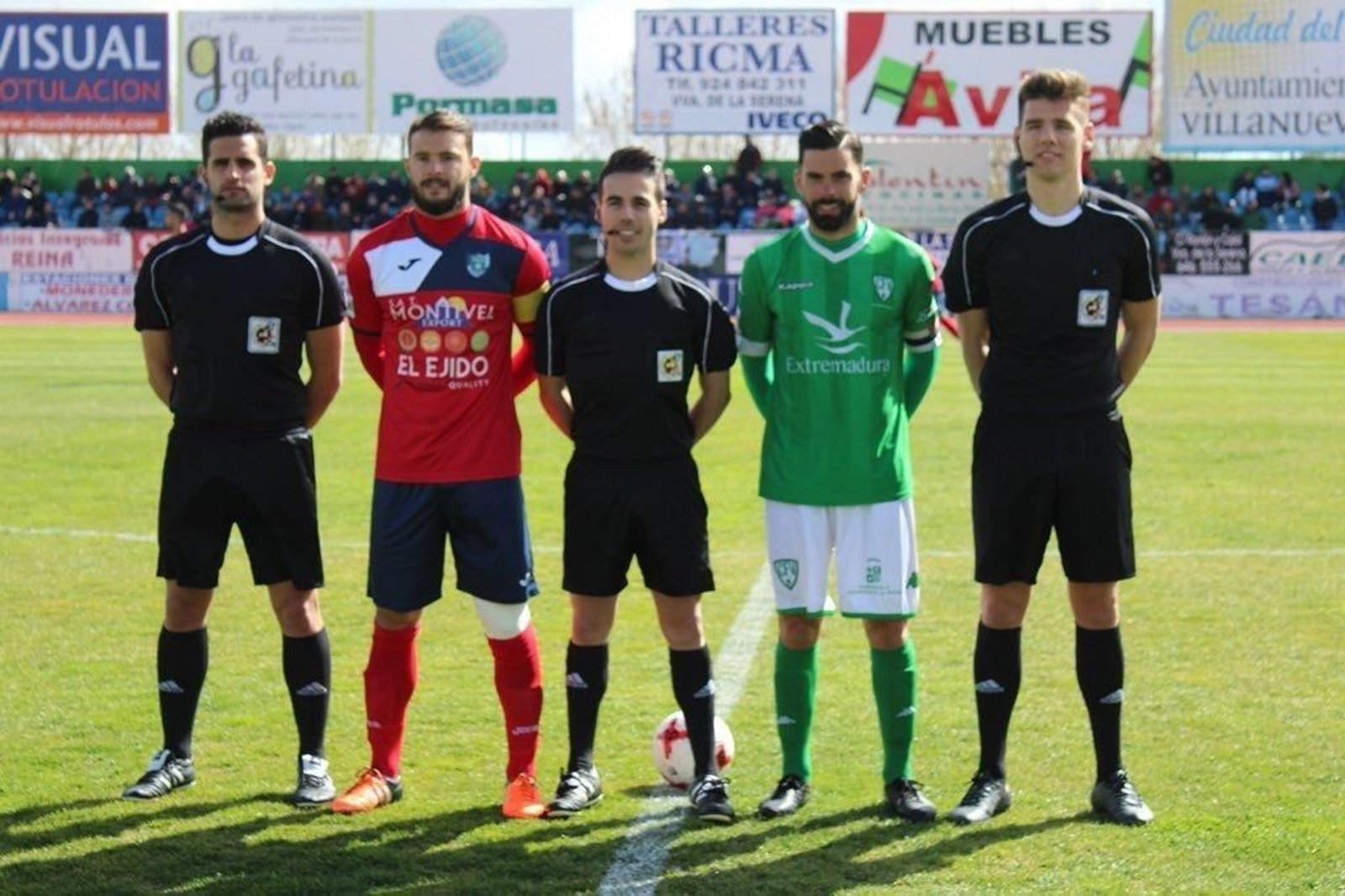 Vázquez González, en su último partido en el grupo IV.