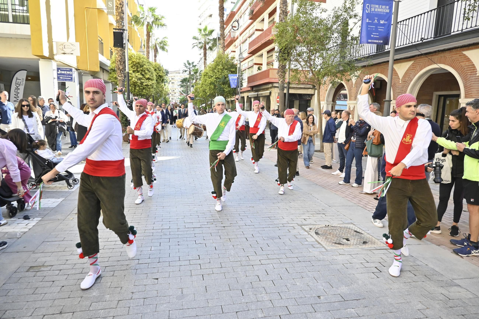 Las mejores mágenes del "II Encuentro de Danzas y Folclore Tradicional" de la provincia de Huelva