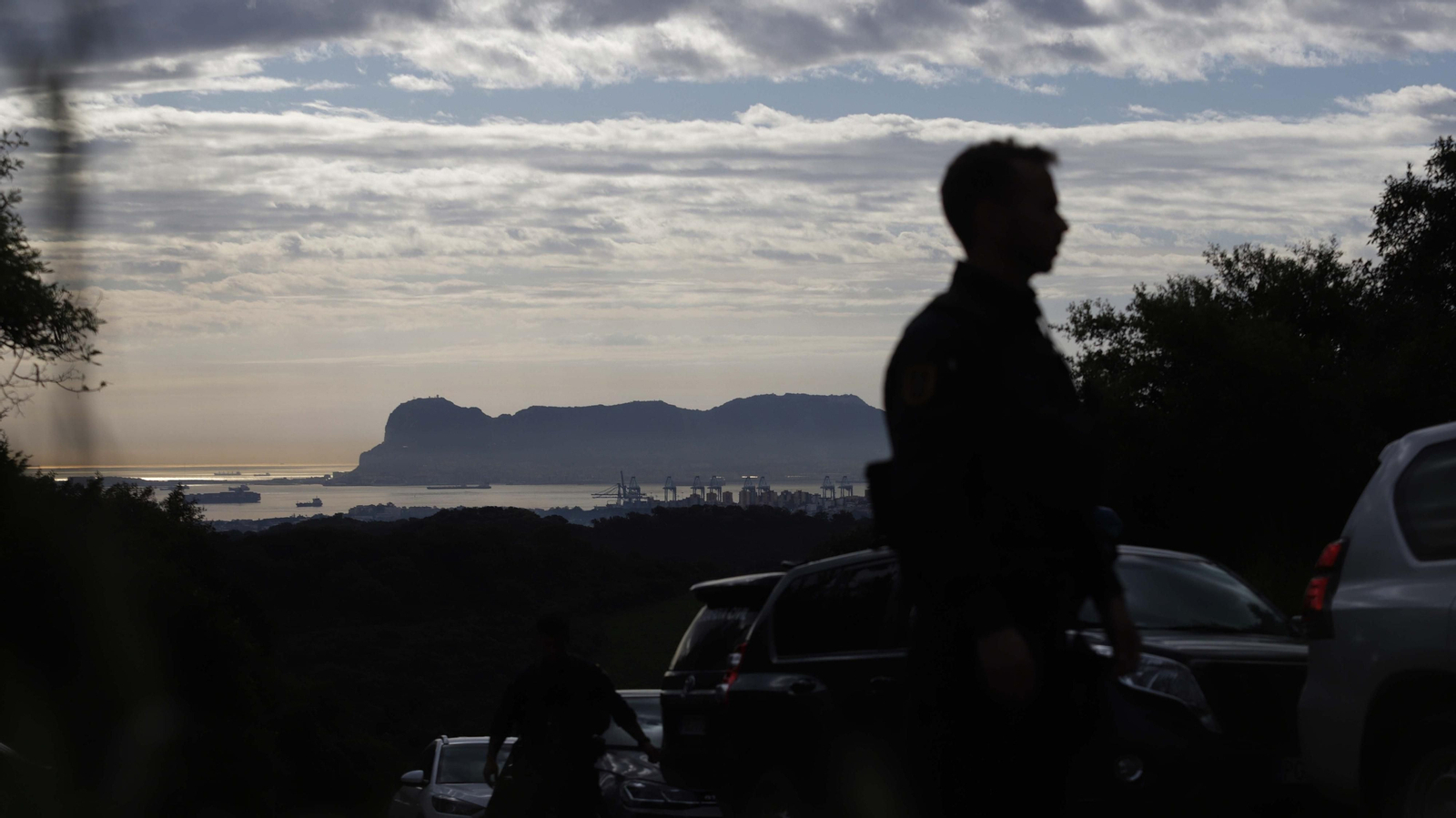 Fotos de los registros de la Guardia Civil en Benharás