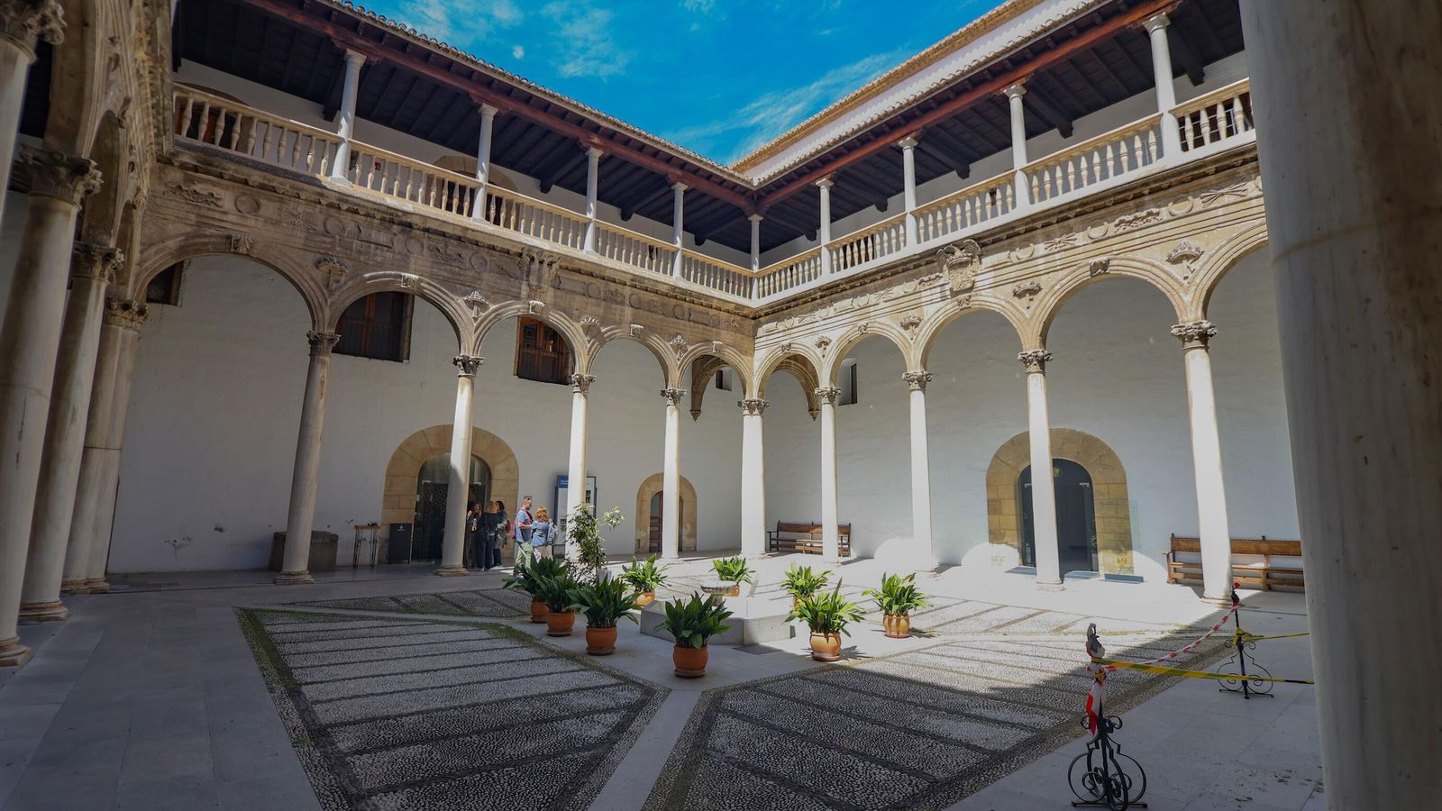 Hospital Real, sede del Rectorado de la UGR.