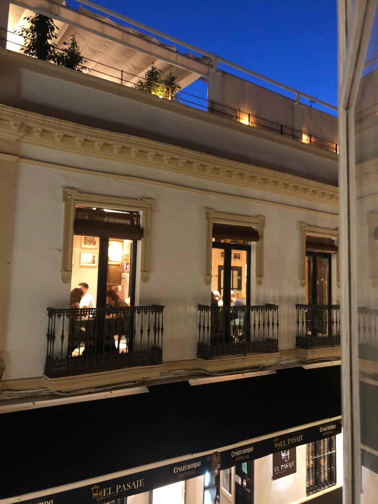 Fotos de la terraza tomadas desde el domicilio.