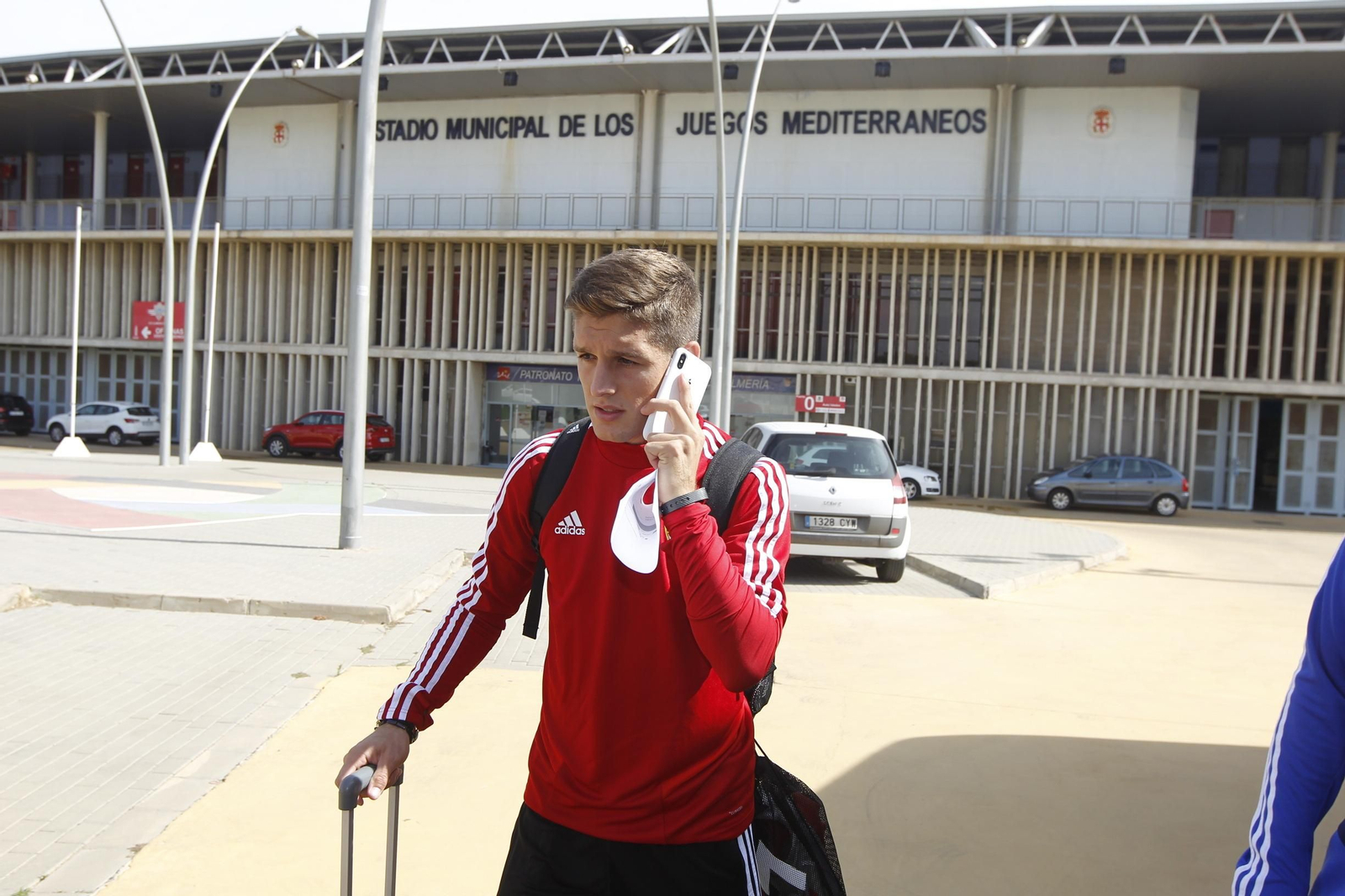 Fotogalería salida jugadores U.D. Almería hacia Alcorcón