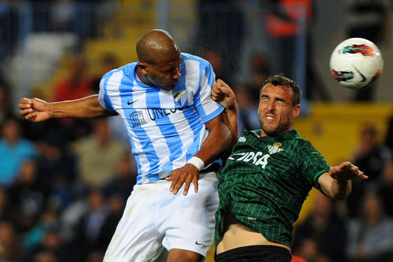 El Betis vence al Málaga en La Rosaleda (0-2). / AFP