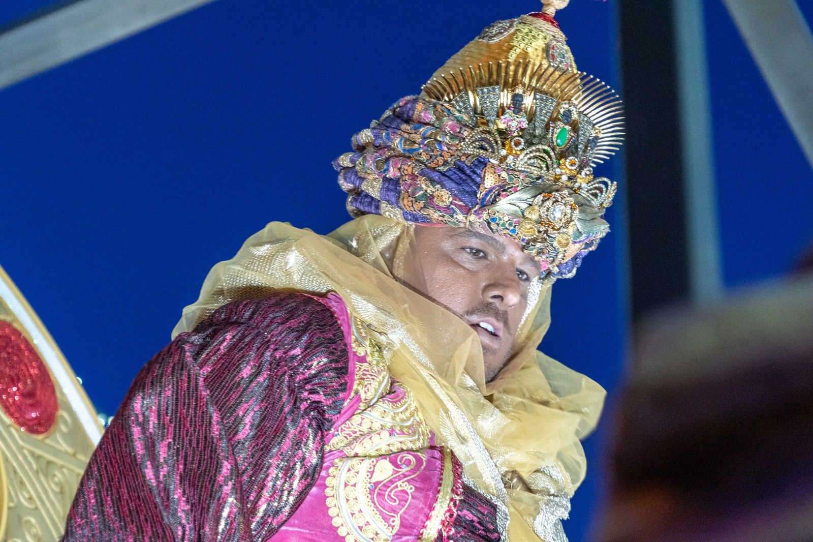 Las mejores fotografías del recorrido y la llegada al ayuntamiento de la cabalgata de Reyes Magos 2026