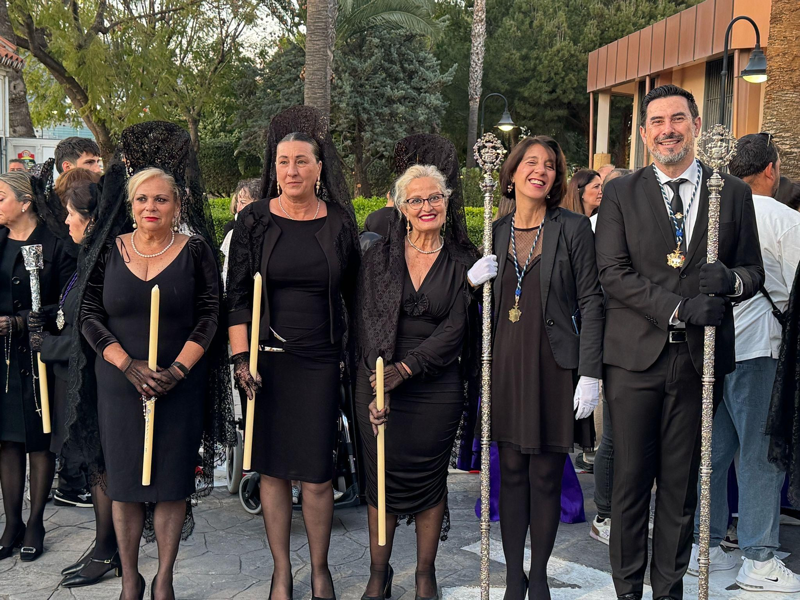 El Cristo de la Paz y el Yacente el Viernes Santo en Mijas, en imágenes