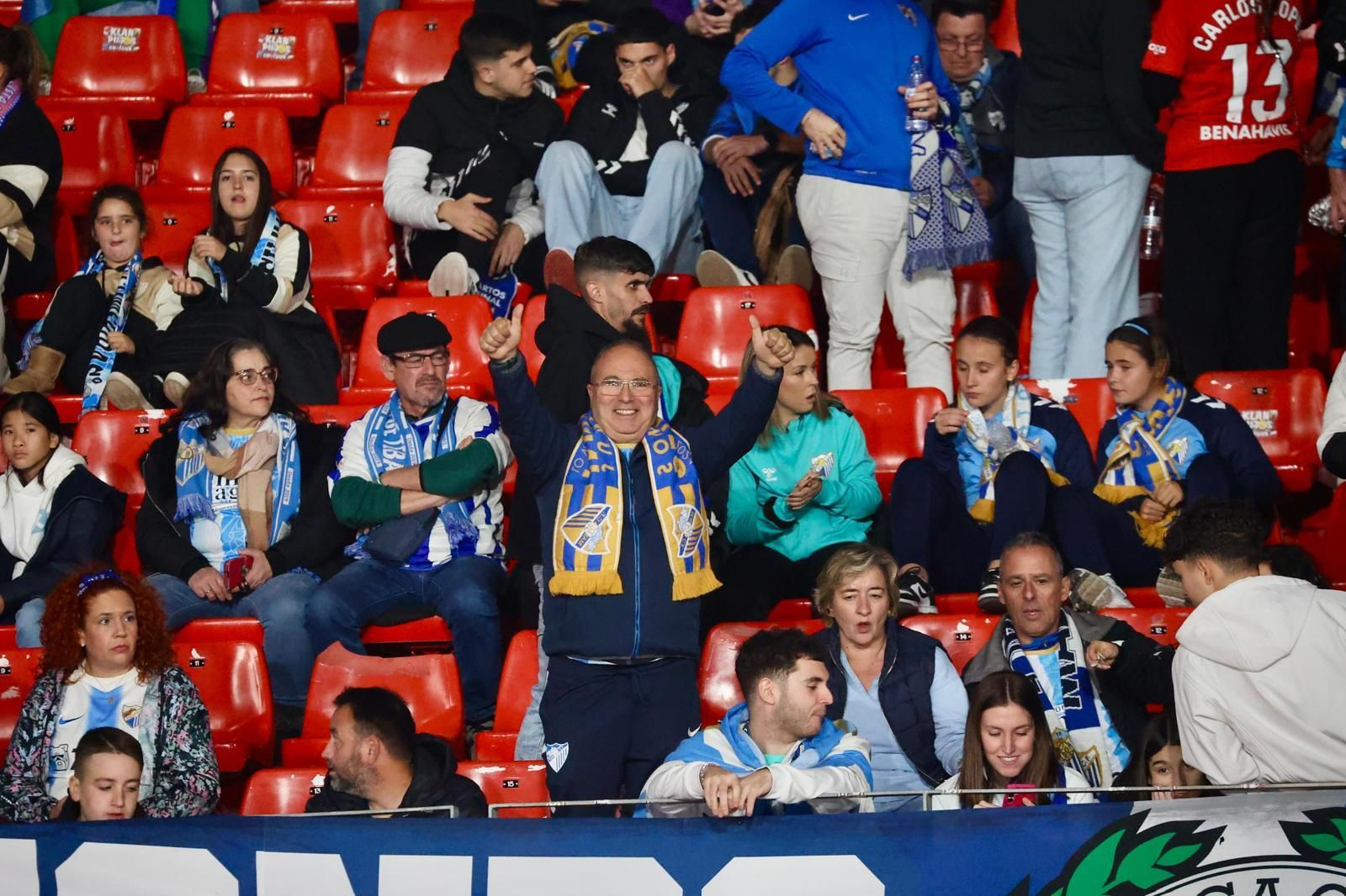 Búscate en las gradas durante el UD Almería-Málaga CF