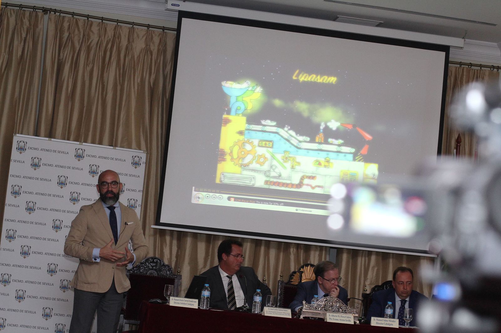 Presentación de las nuevas carrozas de la Cabalgata 2018, en imágenes