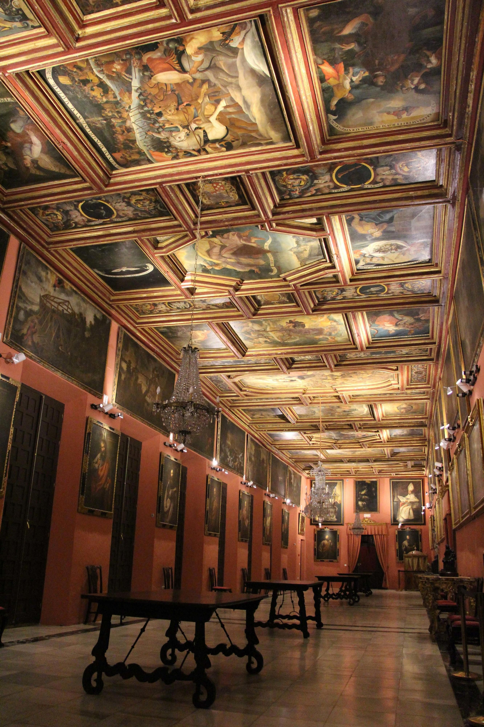 Cuadros del Salón Principal del Palacio Arzobispal.