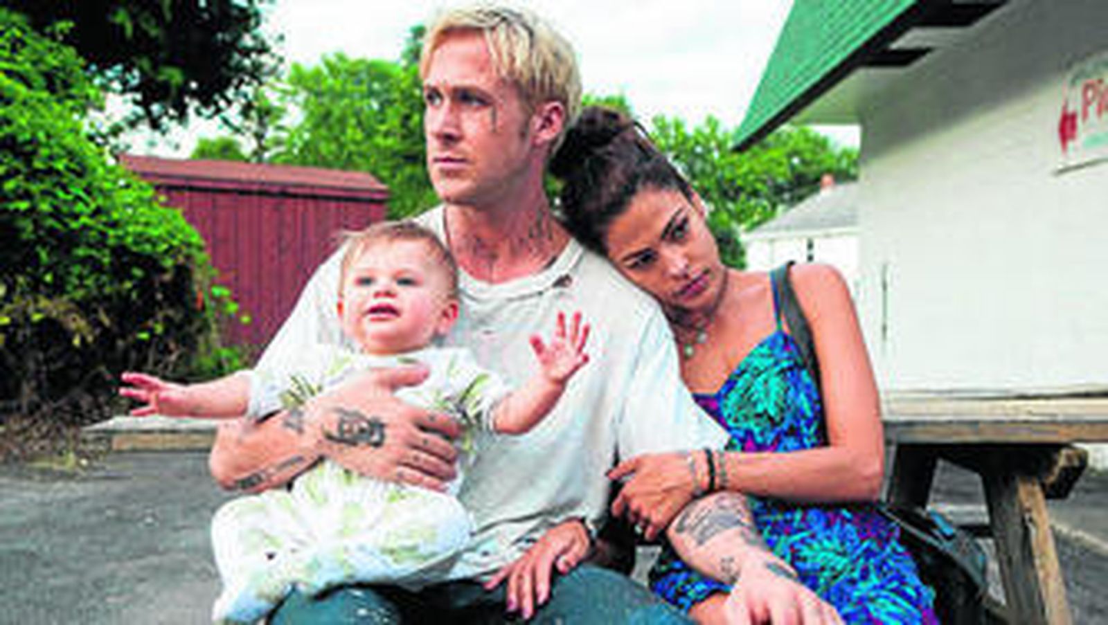 Eva Mendes y Ryan Gosling, en una escena de la película.