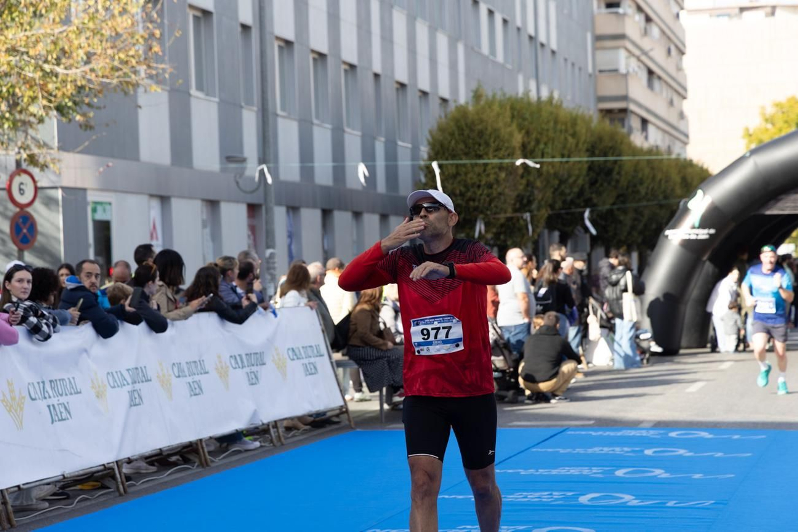 En imágenes: multitudinaria e histórica XXIX Media Maratón 'Ciudad de Jaén' y 10k en memoria de Paco Manzaneda