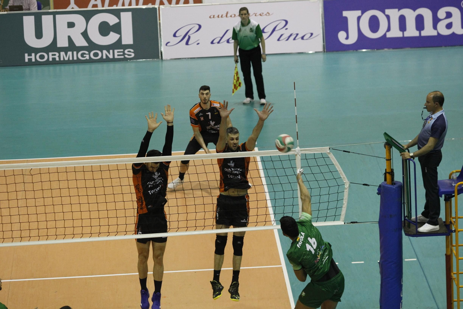 Fotogalería Unicaja Almería Voleibol-Teruel