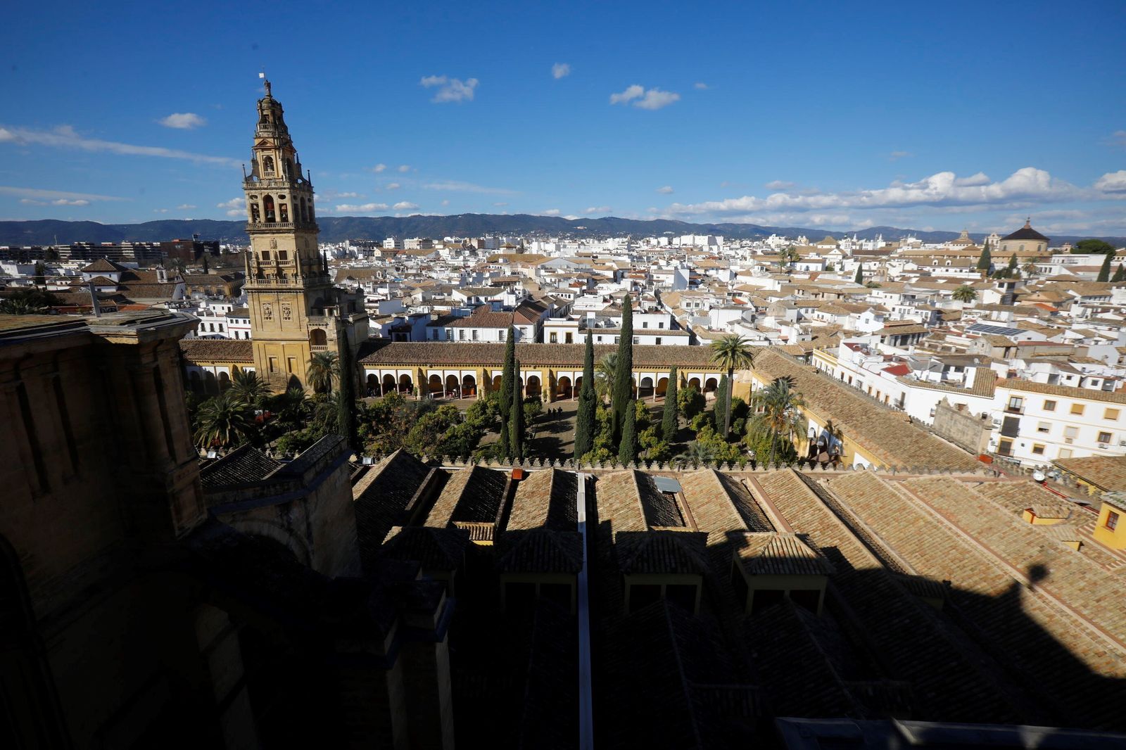 Una visita a las cubiertas y la Capilla Real de la Mezquita-Catedral de Córdoba, en imágenes