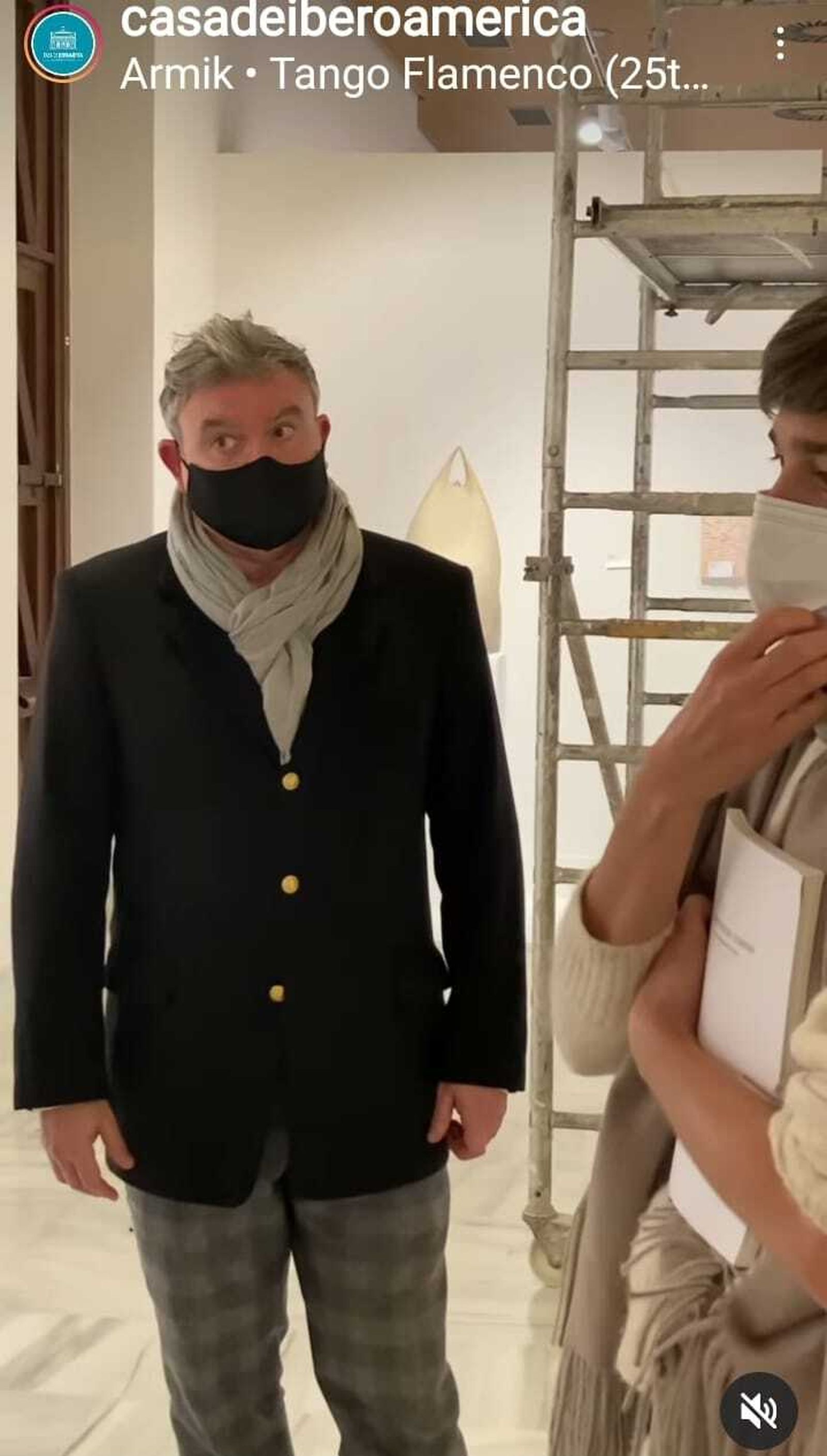 Le llaman Charlot, Charlot, Charlot