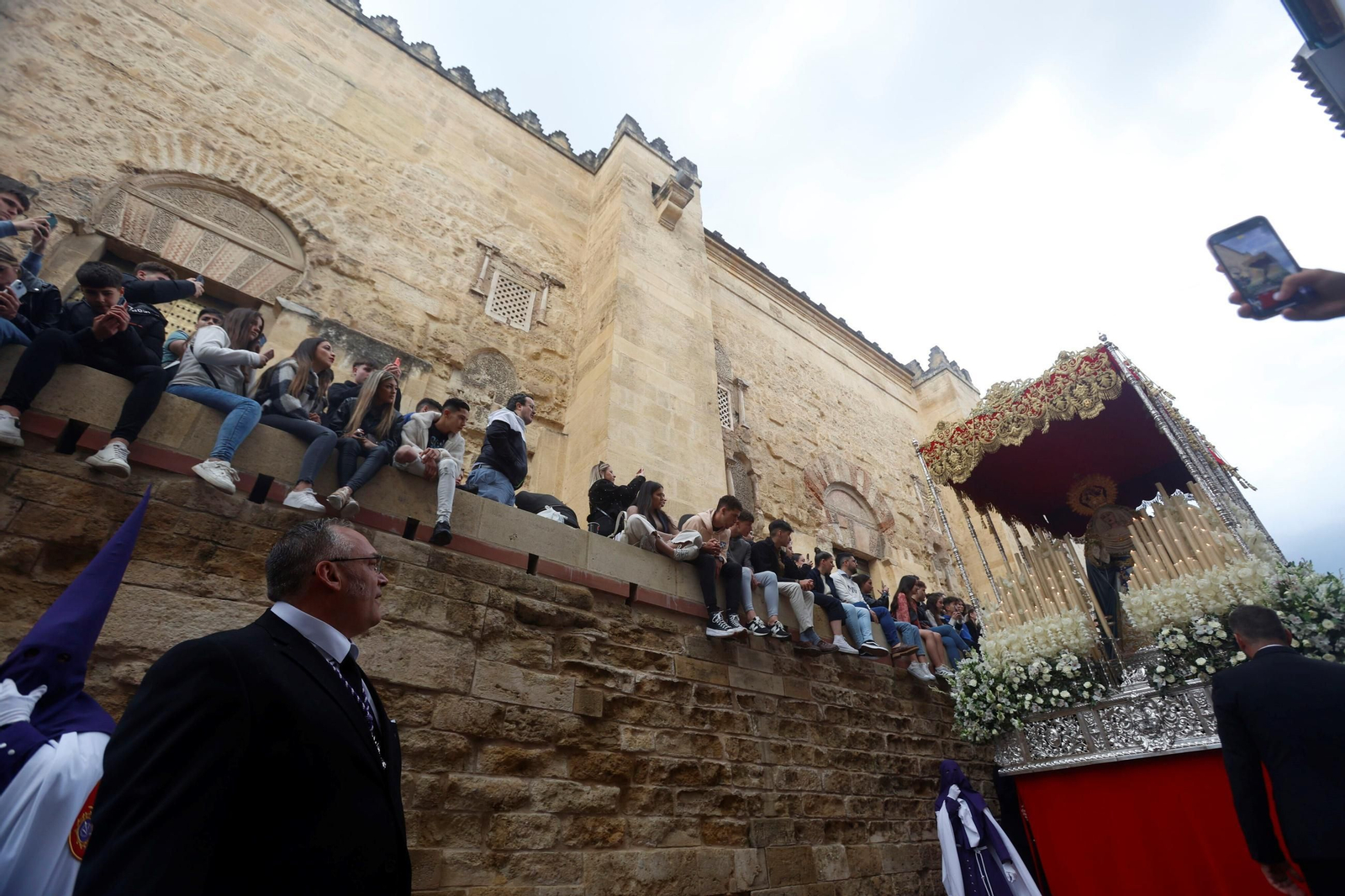 La procesión de la Agonía en este Martes Santo de Córdoba, en imágenes