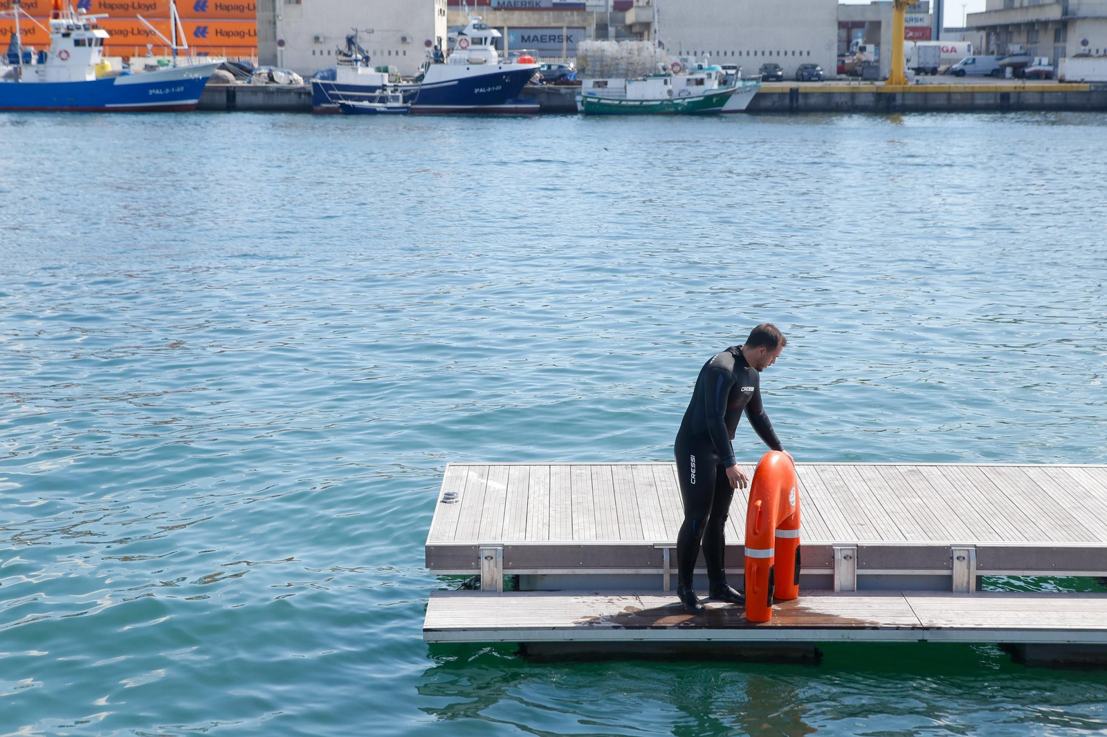 Las fotos de la presentación de la boya de salvamento Usafe en Algeciras