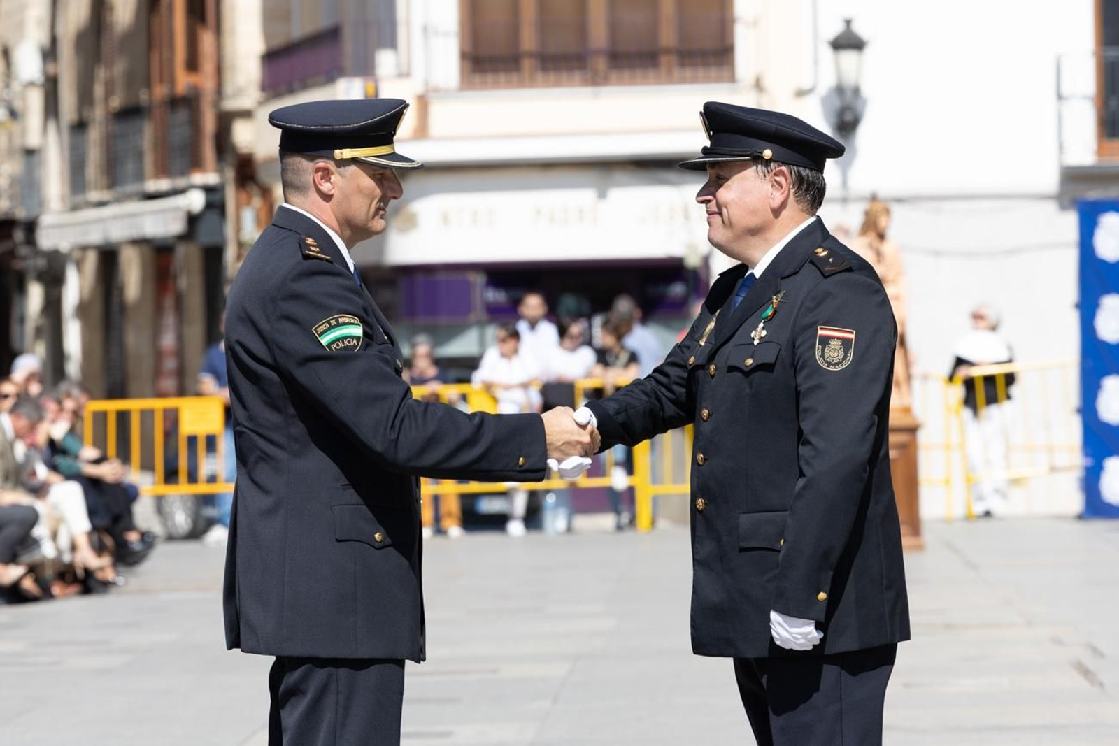 Acto por el día de la Policía Nacional, con motivo de la festividad los Santos Ángeles Custodios