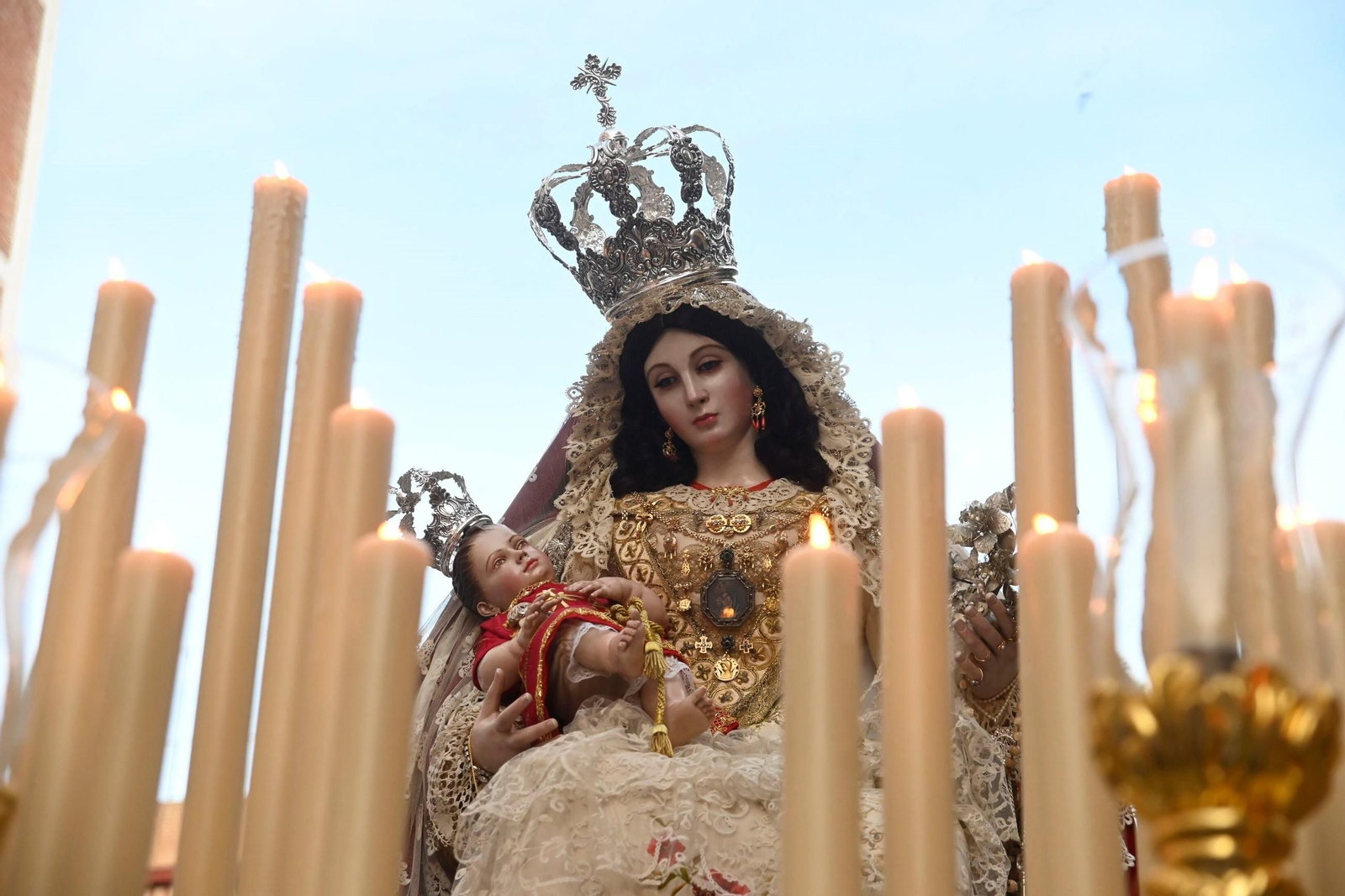 La procesión de la Virgen de Belén de Córdoba, en imágenes