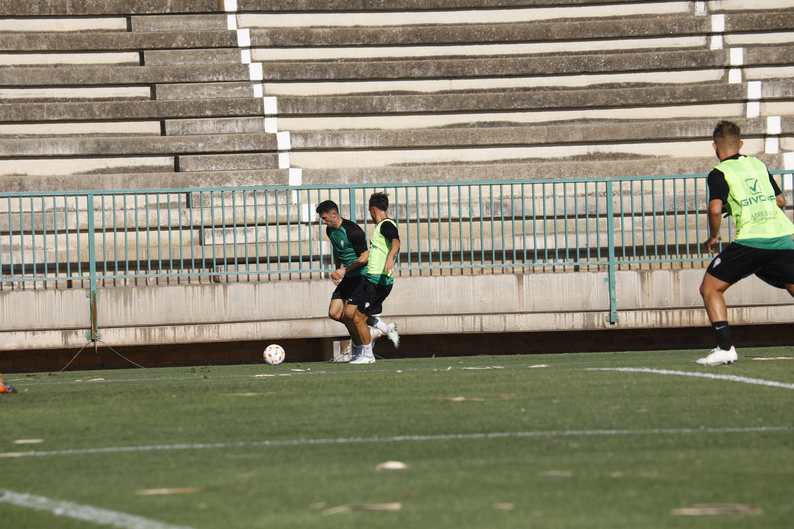 El triunfo del Córdoba CF ante su filial, en imágenes