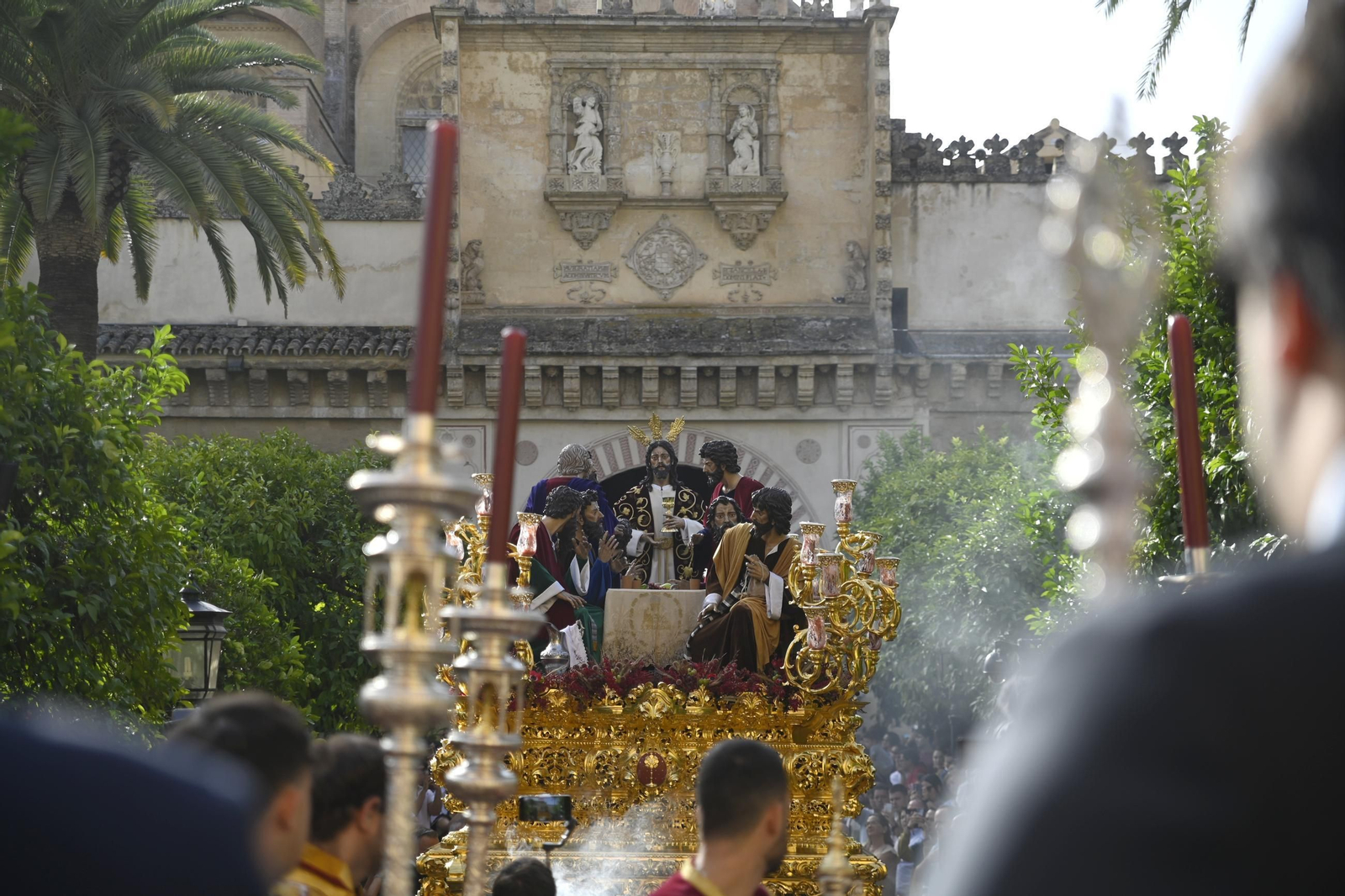 Traslado de la Sagrada Cena a su templo tras el Magno Vía Crucis