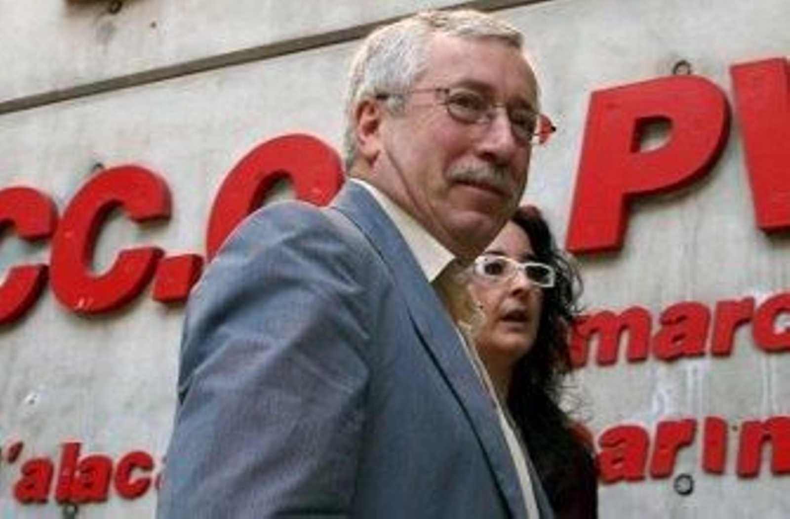 Toxo: "Más de 700.000 personas rozarán la pobreza y dejarán de cotizar en 2010"