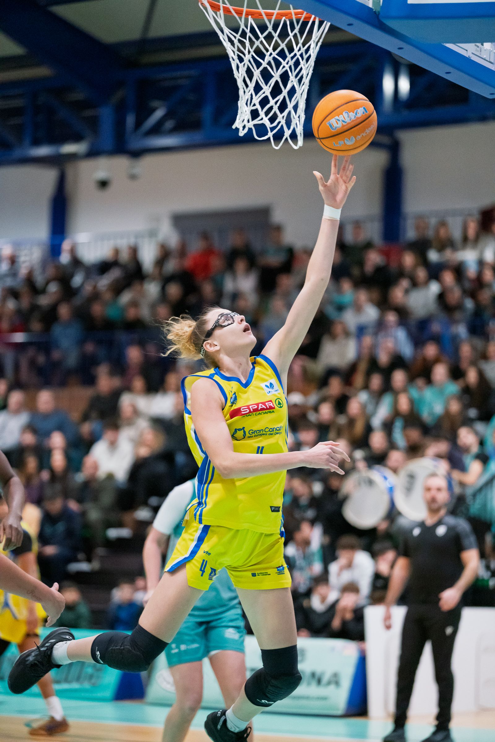 Esencial victoria del CAB Estepona ante el Spar Gran Canaria (80-64)