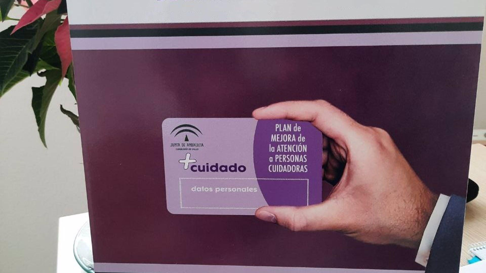 Cartel sobre la Tarjeta +Cuidado.