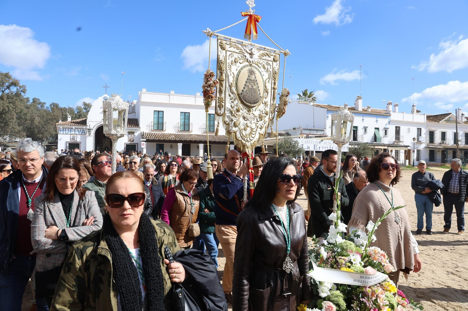 Imágenes de la peregrinación de la Hdad del Rocío de Bollullos par del Condado
