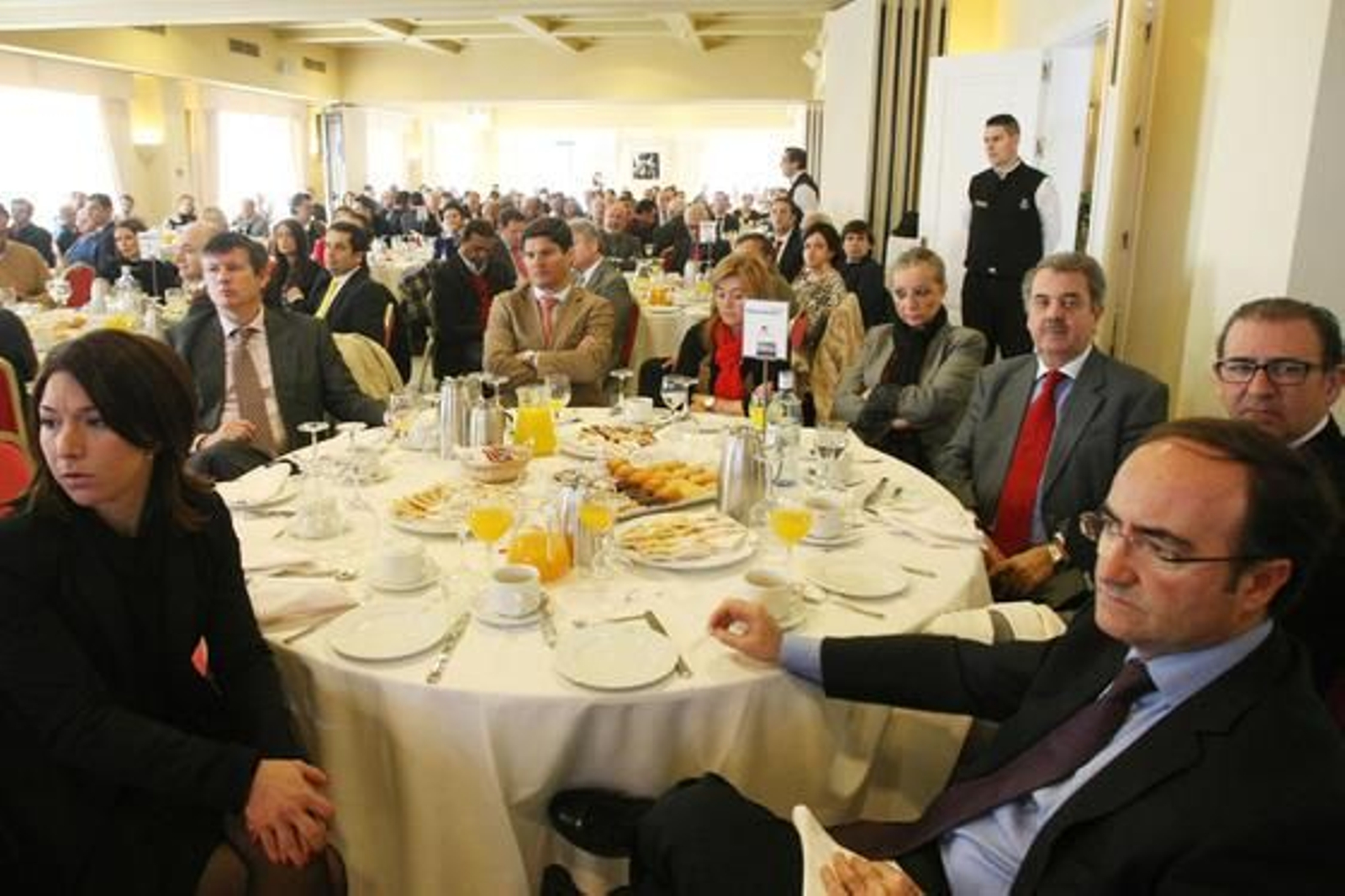 Patricia Arias, José Manuel Tejedor, Javier Fal-Conde, Gloria Díaz, Gloria Castilla, José Atalaya, Manuel Cuenca, Gerardo Landaluce.

Foto: Paco Guerrero