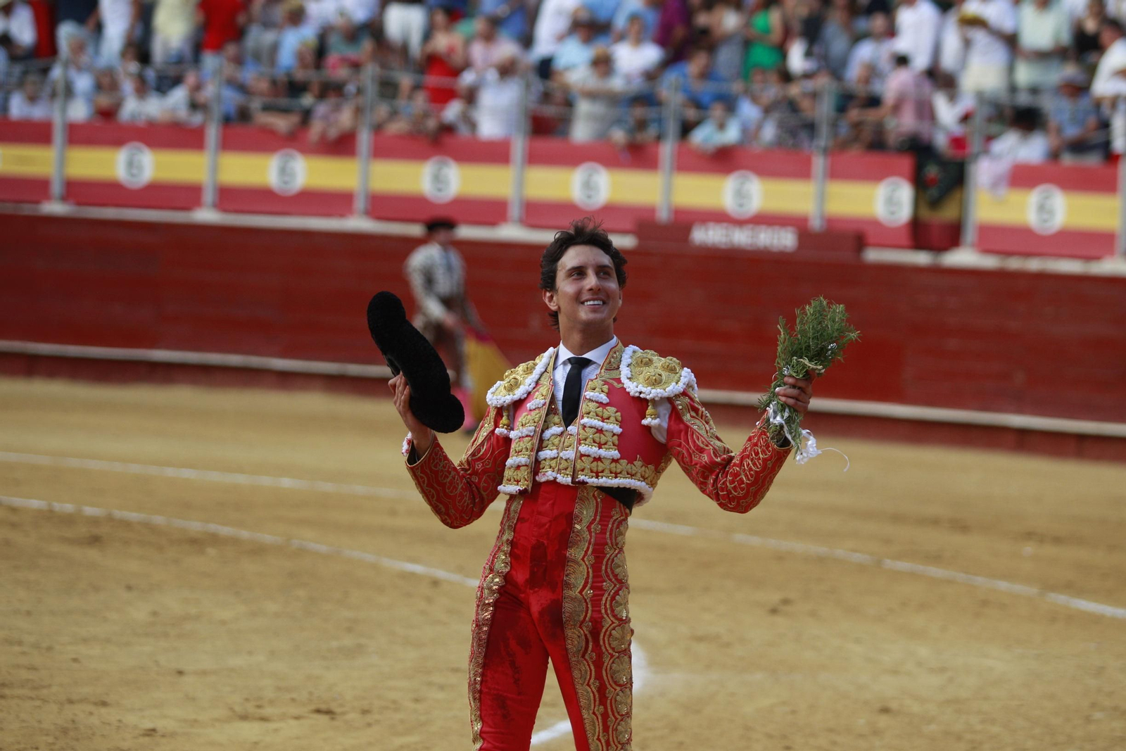 La despedida del torero Enrique Ponce de la Feria de Almería 2024, en imágenes