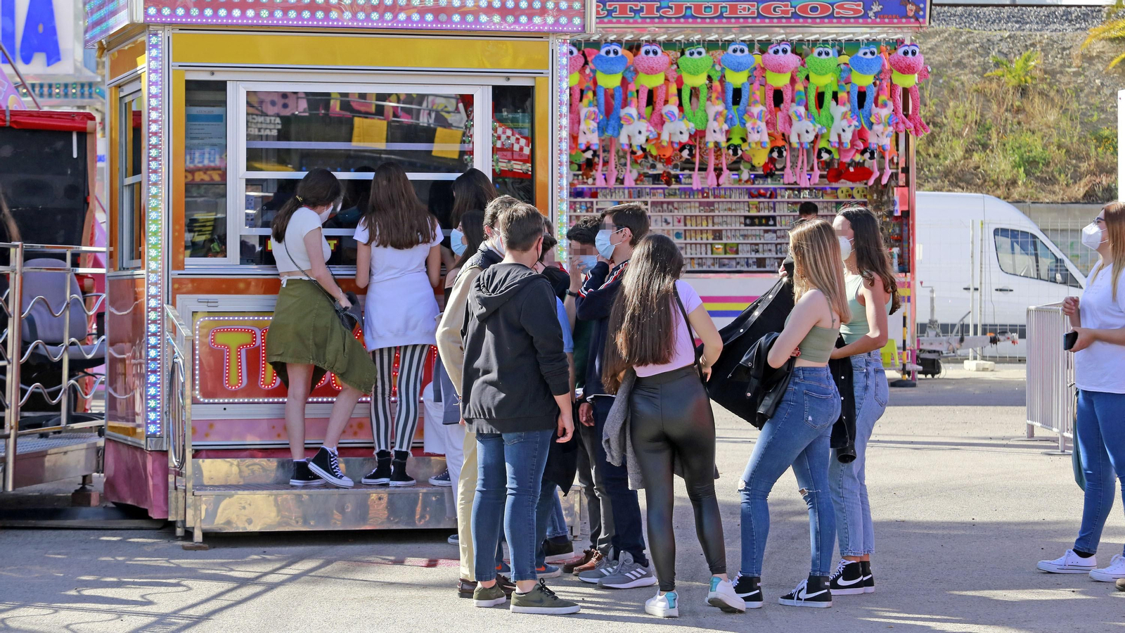 Imágenes del primer día de "cacharritos"