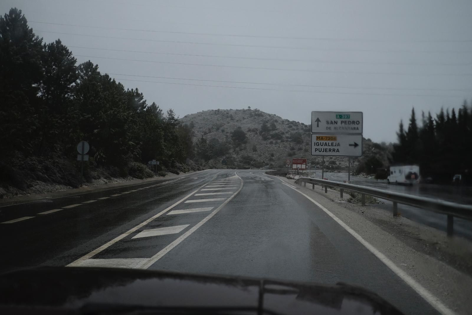 La nieve cubre la Sierra de las Nieves