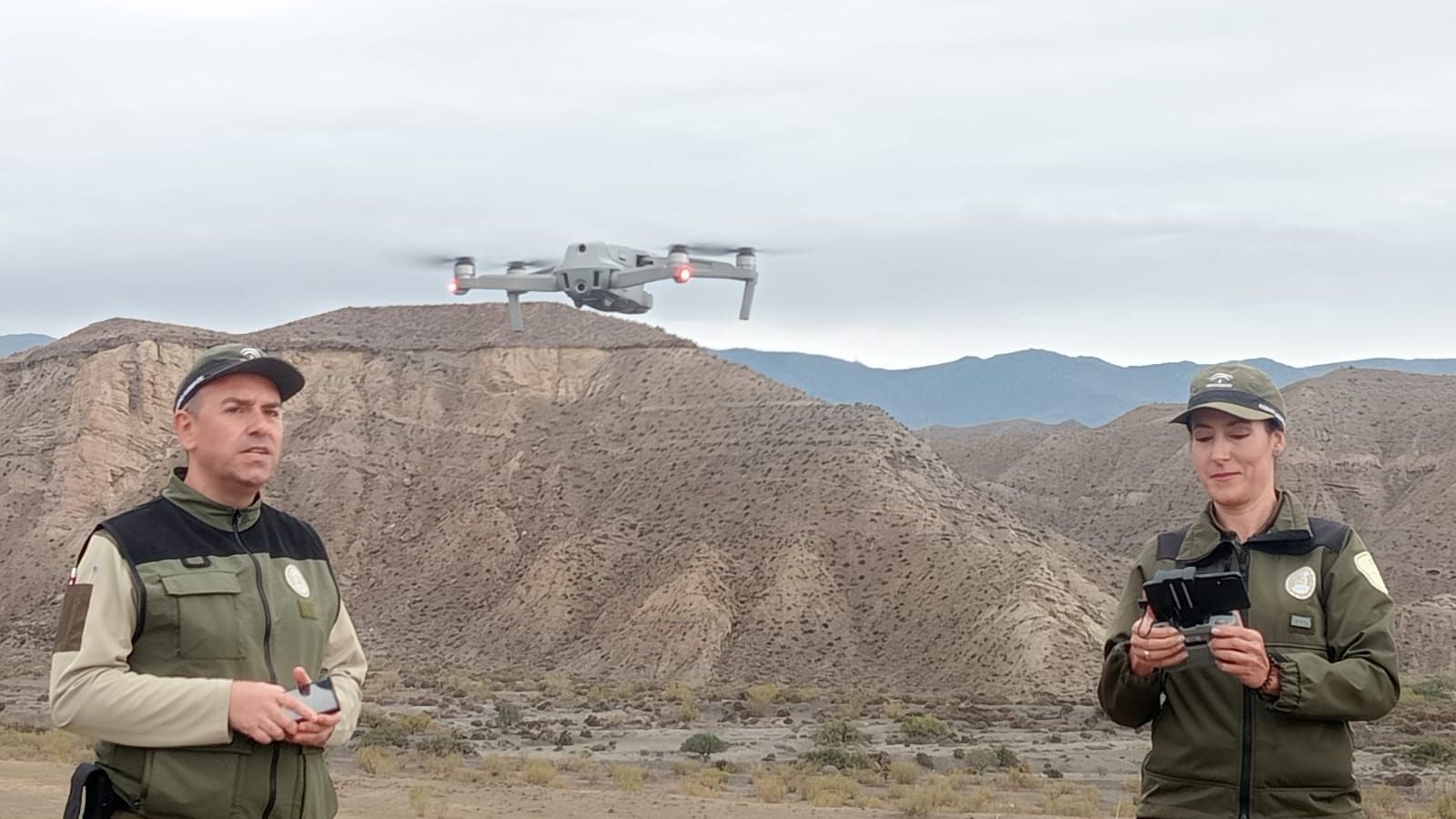 Los instructores del curso “Planificación de vuelos de dron en escenarios ambientales y de incendios forestales”.